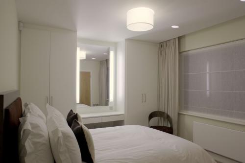 Beach House Studland Dorset Images | The Bedrooms